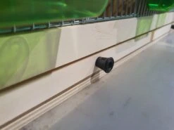 Houten Kweekkooi, Met Klepjes/Eetpotten 80x40x30cm -Birdshop Christina 20220220 075649