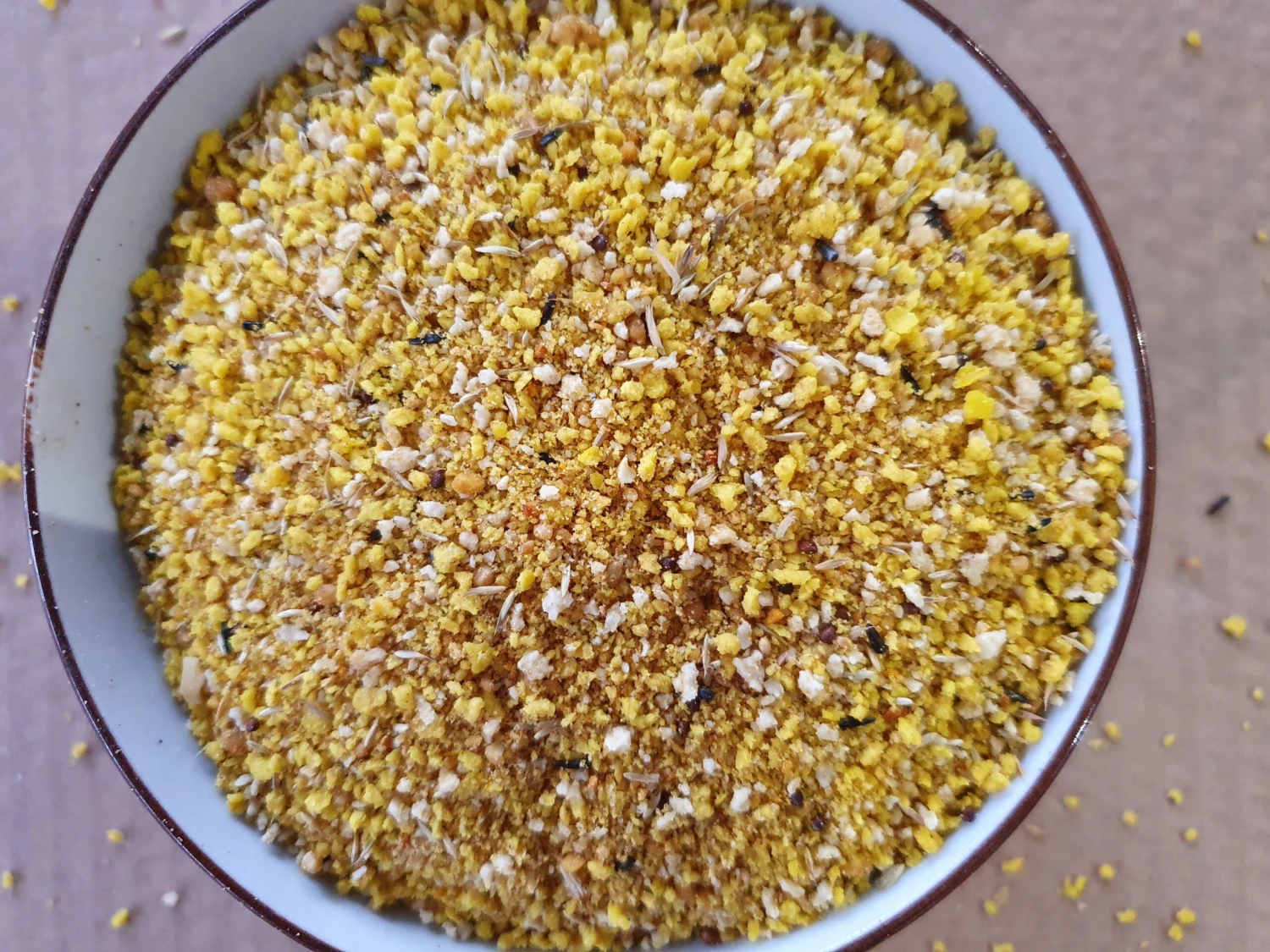 Eivoer Kanarie Vet 1kg - Deli Nature(Deli Nature Eivoer Kanarie Vet 1kg) 4 Eivoer Kanarie Vet 1kg - Deli Nature(Deli Nature Eivoer Kanarie Vet 1kg) - Afbeelding 4